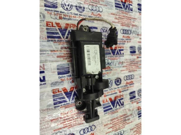 4H0857833 | Audi A8 Emniyet Kemeri Yükseklik Ayar Motoru VAG