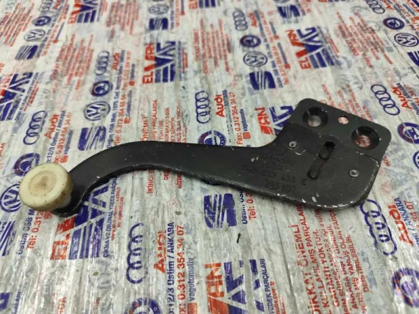 7H0843436E | VW Transporter Sürgülü Sağ Üst Kapı Rayı VAG