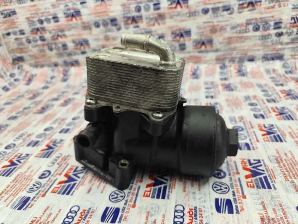 03L115389E | Audi A6 Soğutuculu Yağ Filtre Kütüğü VAG