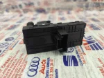 5G0959857D | Sol Ön Dörtlü Cam Düğmesi | VW E-Golf, Golf, Passat, Tiguan, Touran - Skoda Superb - 3