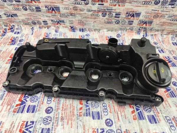 04L103475A | Külbütör Kapağı VAG