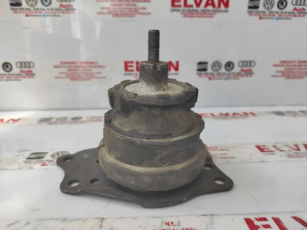 3618284 | Sağ Motor Takozu VAG