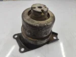 7H0199256F | VW Transporter Sağ Motor Takozu - 2