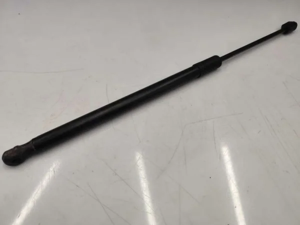 5C6827550A | VW Jetta Arka Bagaj Amortisörü VAG