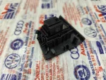 5E0867186 | Skoda Octavia Arka Sağ Cam Düğme Çerçevesi - 3