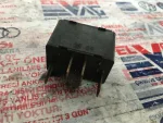 893959855 | Arka Cam Açma Düğmesi | Audi 100 Serisi, 200 Serisi, 80 Serisi - 3