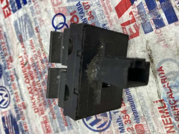 1K3959857A | Sol Cam Açma Düğmesi | VW Amarok, Caddy, Eos - Seat Altea, Ibiza, Leon VAG