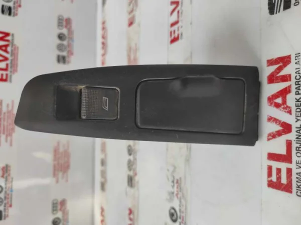 4D0959515B | Arka Sol Cam Açma Düğmesi VAG