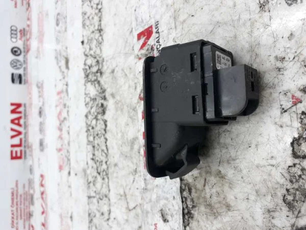4M0959831A | Bagaj Açma Düğmesi | Audi A4, Q7 VAG