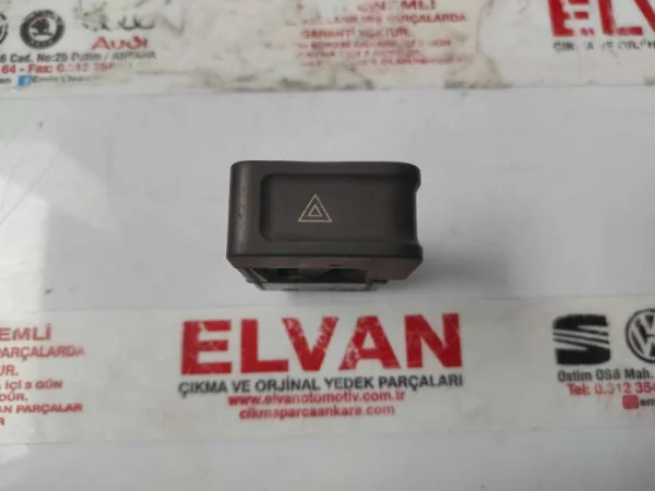 811941509 | Dörtlü Flaşör Düğmesi VAG
