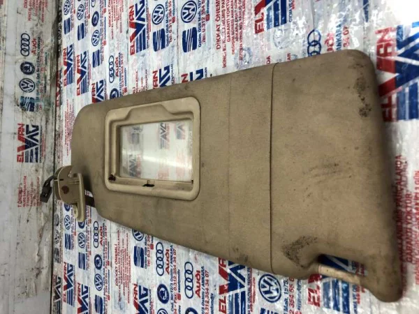 8D0857552E | Audi A4 Sağ Güneşlik VAG