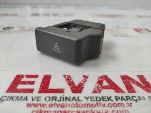 855941509 | Audi 80 Serisi Dörtlü Flaşör Düğmesi VAG