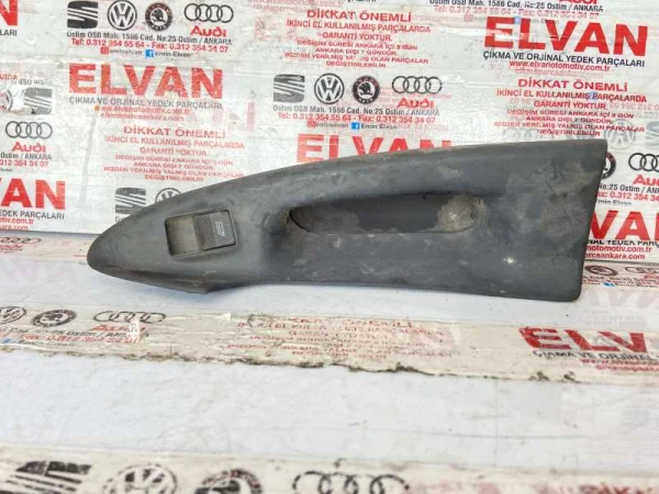 8D0867371A | Audi A4 Koltuk Ray Kapağı VAG