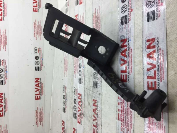 8P4959521B | Audi A3 Cam Açma Düğmesi VAG