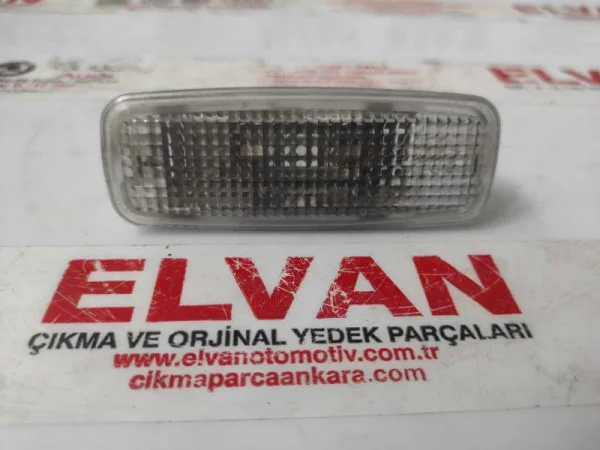 4E0947105 | Güneşlik Lambası | Audi A3, A4, A5, A6, A8, Q5 VAG