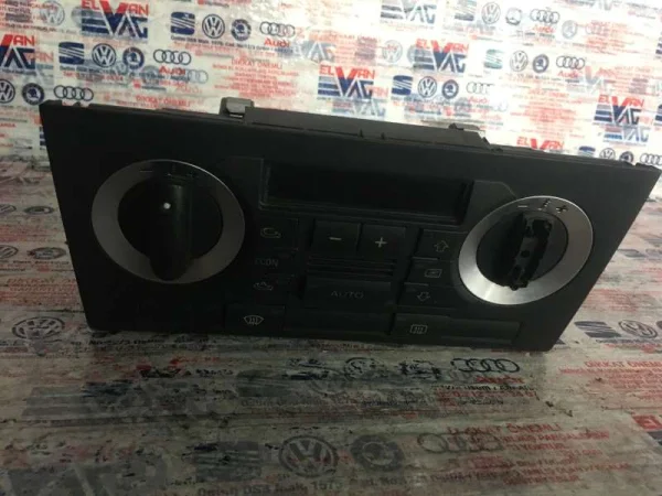 4F0947135CA | İç Tavan Aydınlatma VAG