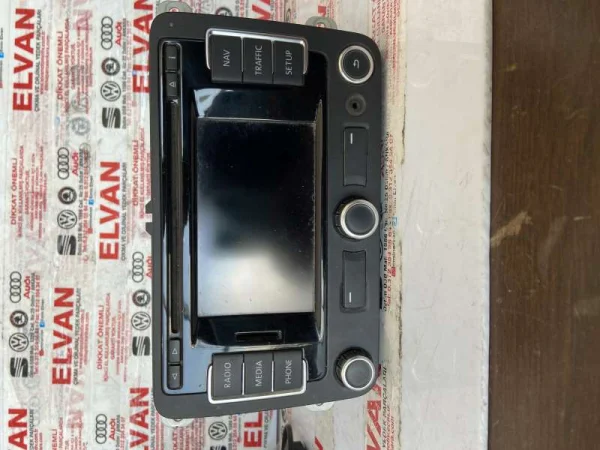 3C0035270B | Navigasyon Ekranı | VW Eos, Golf, Jetta, Passat, Polo, Scirocco VAG