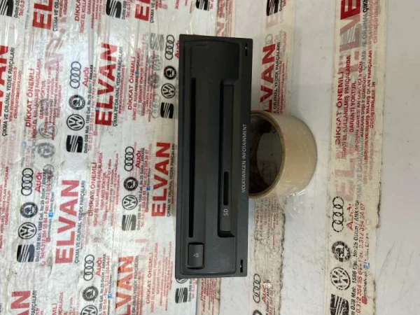 5G0035819A | VW Golf Multimedya CD Çalar VAG
