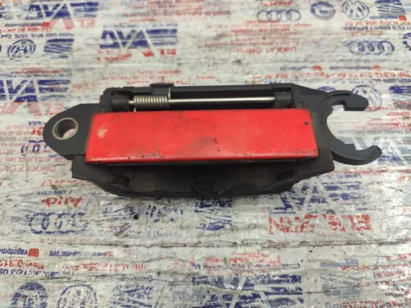 8D0837207A | Dış Kapı Kolu | Audi 80 Serisi, A4 VAG