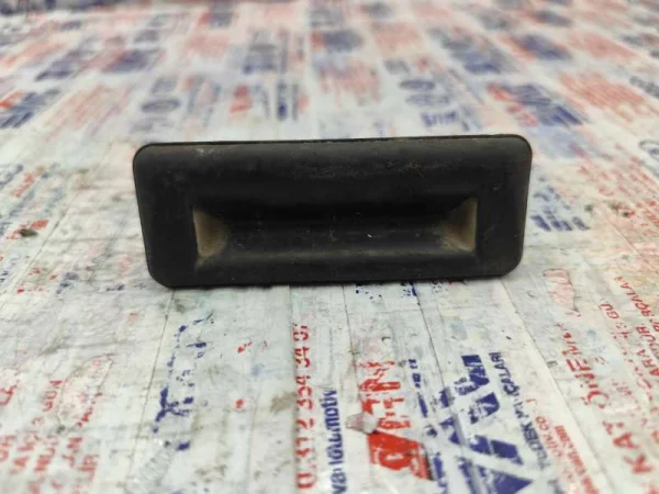 5J0827229 | Bagaj Kapağı Açma Düğmesi | VW Golf, Jetta - Audi A1 - Skoda Fabia, Roomster, Superb VAG