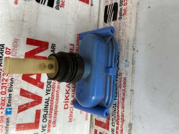 443862153B | Vakumlu Merkezi Kilit Motoru | VW Golf, Jetta VAG