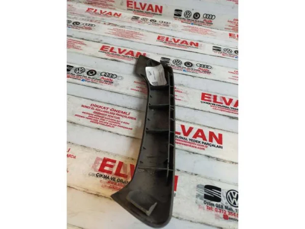 6R0867171F | VW Polo Sol Arka Kapı Çekme Kolu Kapağı VAG