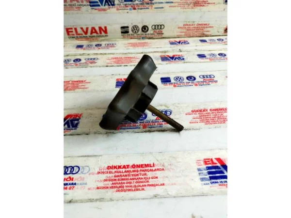 1J0803899K | Yedek Lastik Sabitleme Vidası | VW Bora, Golf, Jetta, New Beetle - Audi A3 - Seat Leon VAG