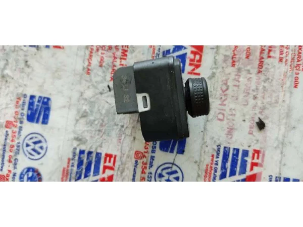 5TD959565C | VW Touran Katlanır Ayna Ayar Düğmesi VAG