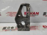 8E0853921D | Audi A4 Marşpiyel Bağlantı Ayağı - 2