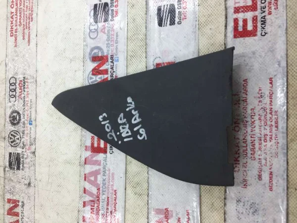 6J8839971 | Seat Ibiza Arka Kapı Cam Çıtası VAG