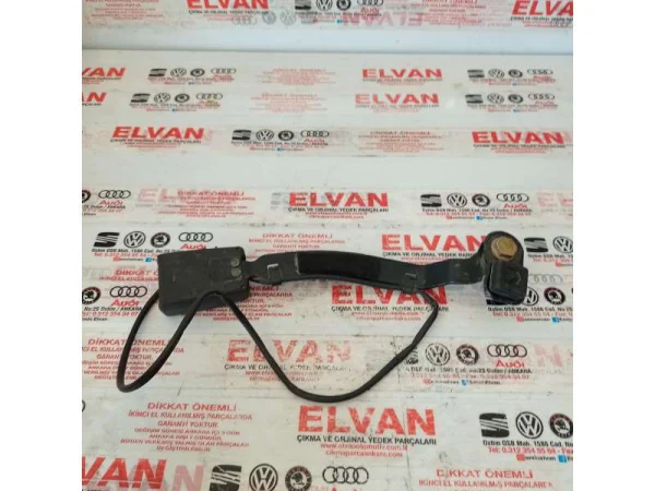 1U0858471D | Skoda Octavia Emniyet Kemeri Tokası VAG