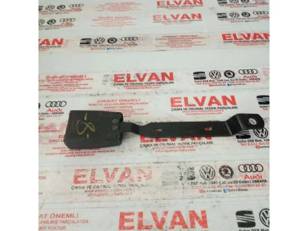 6Y0858472K | Skoda Fabia Emniyet Kemeri Kancası VAG