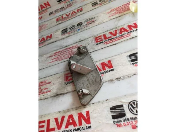 8V5955275 | Audi A3 Sol Far Yıkama Kapağı VAG