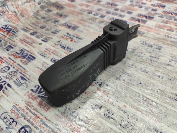 8W0839249 | Audi A4 Arka Kapı Gergisi VAG