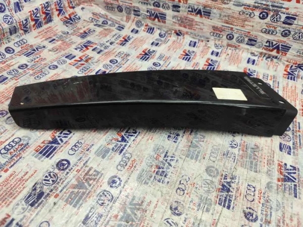 6R4853289A | VW Polo Sol Kapı Orta B Direği Kaplaması VAG