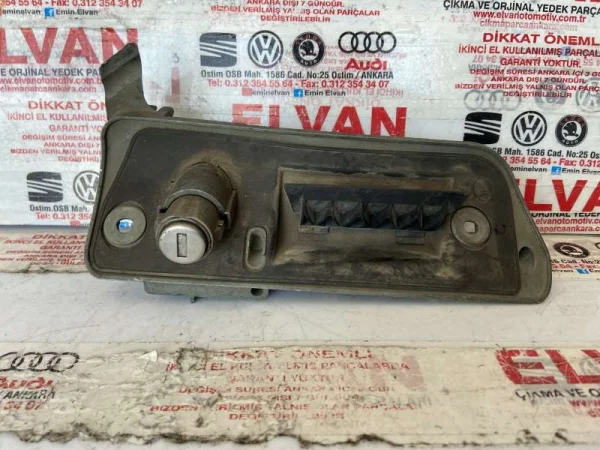 2K0827565 | Arka Dış Kapı Kolu VAG