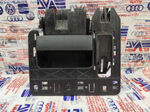 7H0829309C | VW Transporter Arka İç Kapı Kolu VAG