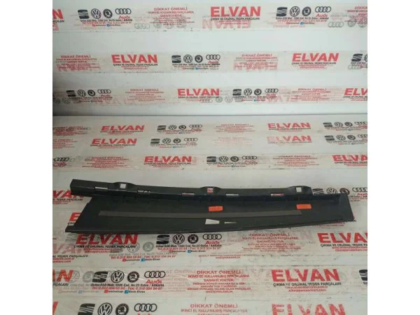 7P6839901A | VW Touareg Arka Kapı Cam Çıtası VAG