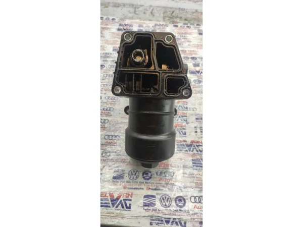 03L115433C | Yağ Filtre Kapağı | VW Amarok, Caddy, CC, Crafter, Golf - Audi Q3 VAG