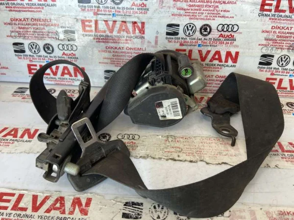 A9068600088 | Sağ Emniyet Kemeri Ayar Aparatı VAG