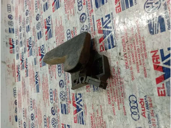 6R0823633 | Kaput Açma Kolu VAG