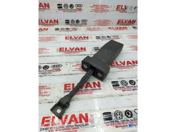 8U0837249C | Ön Kapı Gergisi | Audi Q3, RS Q3 VAG