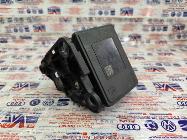5Q0614235 | ABS Modülatör Braketi | VW E-Golf, Golf - Audi A3, RS 3 - Seat Ateca, Leon VAG
