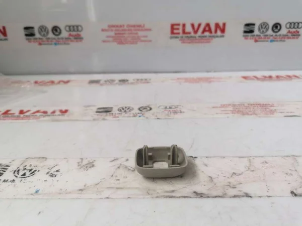 8E0857563 | Güneşlik Klipsi | Audi A3, A4, A5, TT VAG