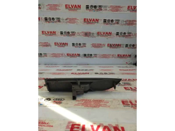 3C8857858G | Sağ Ön Kapı İç Açma Kolu Çerçevesi | VW CC, Passat VAG