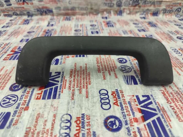 8R0857607H | Katlanır Ön Tavan Tutamağı | VW Amarok - Audi A1, A4, A5, Q3, Q5 VAG