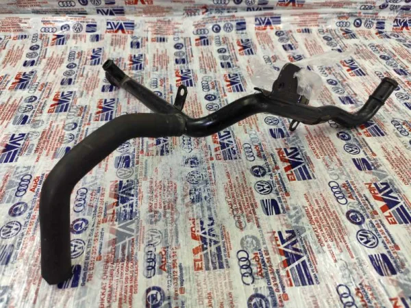 038121065CS | Su Borusu | VW Caddy, Golf, Jetta - Audi A3 - Seat Altea, Leon VAG