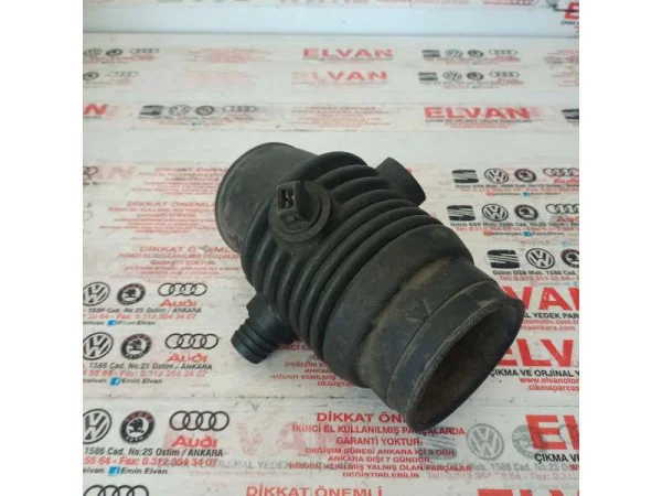 023129627C | VW Transporter Hava Filtresi Emiş Hortumu VAG