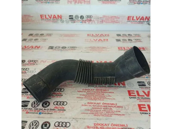6N0129627AA | VW Polo Hava Emiş Hortumu VAG