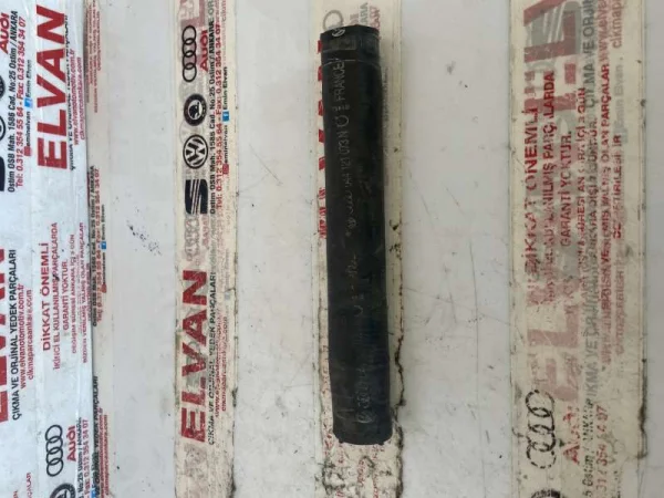 044121073N | VW Transporter Soğutma Suyu Hortumu VAG
